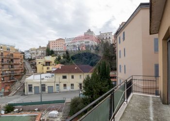 Balcone - Quadrilocale Via Madonna Degli Angeli
 
167, Chieti - foto 17