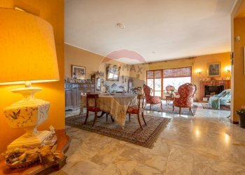 Sala da pranzo - Villa via delle Fornaci, Chieti - foto 4