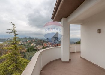 Terrazza - Villa via delle Fornaci, Chieti - foto 26