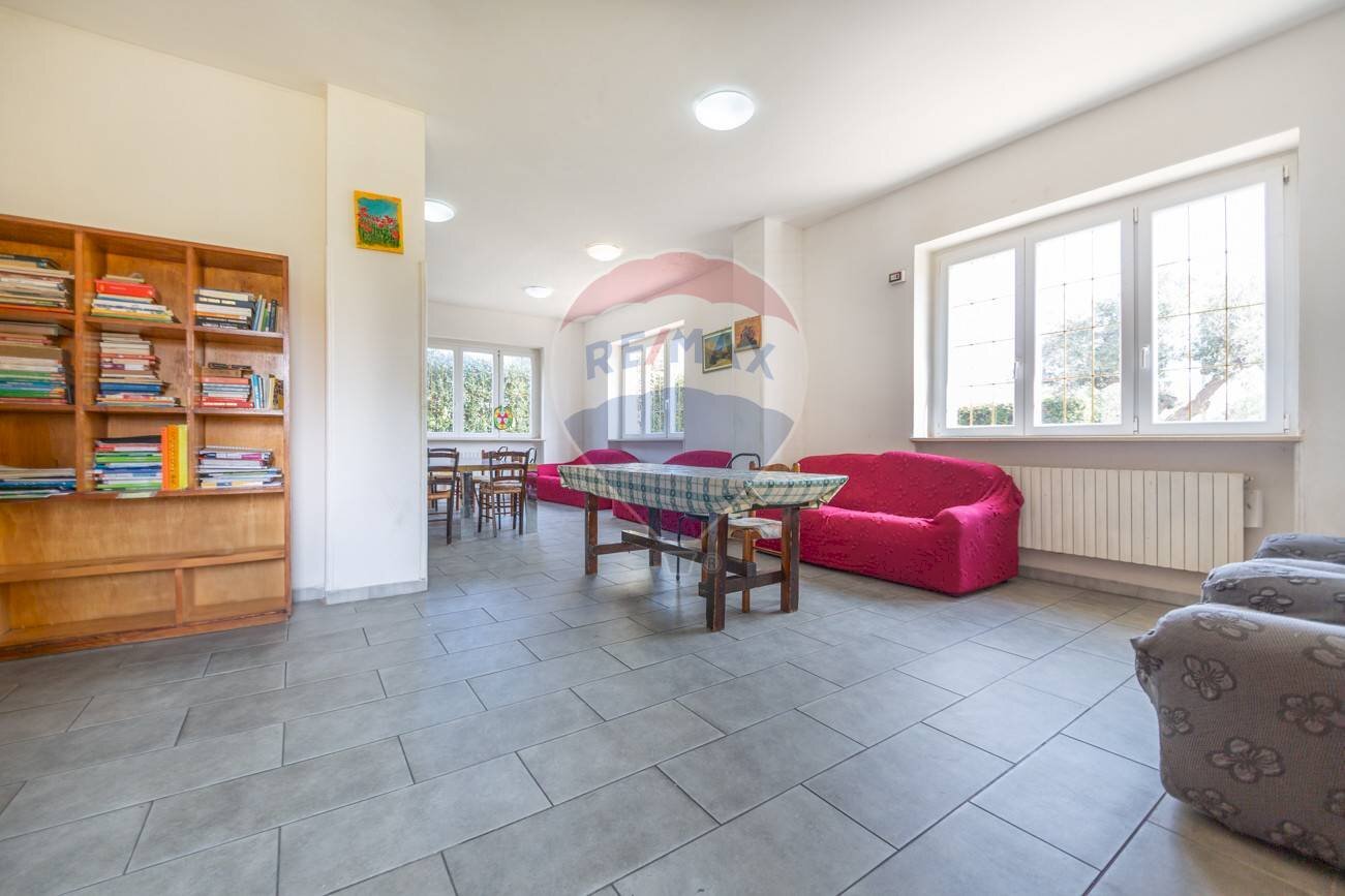 Sala da pranzo - Villa Madonna del Rosario
 
16, Ripa Teatina - photo 2