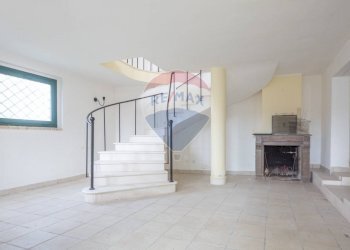 Scale - Villa Gruppo Fronte
 
7, Cappelle sul Tavo - foto 9