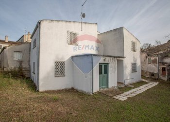 Casa all\'aperto - Villa Gruppo Fronte
 
7, Cappelle sul Tavo - foto 15