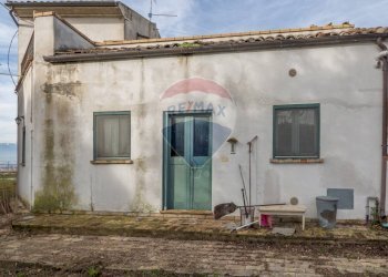 Casa all\'aperto - Villa Gruppo Fronte
 
7, Cappelle sul Tavo - foto 16