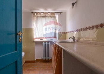 Bagno - Villa Gruppo Fronte
 
7, Cappelle sul Tavo - foto 19