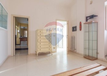 Stanza vuota - Villa Gruppo Fronte
 
7, Cappelle sul Tavo - foto 22