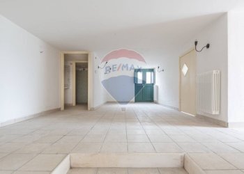 Stanza vuota - Villa Gruppo Fronte
 
7, Cappelle sul Tavo - foto 24