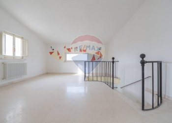 Stanza vuota - Villa Gruppo Fronte
 
7, Cappelle sul Tavo - foto 33