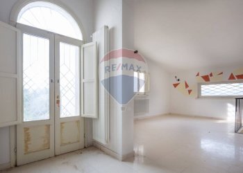 Stanza vuota - Villa Gruppo Fronte
 
7, Cappelle sul Tavo - foto 38