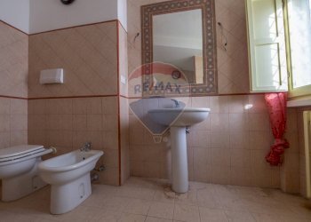 Bagno - Villa Gruppo Fronte
 
7, Cappelle sul Tavo - foto 44