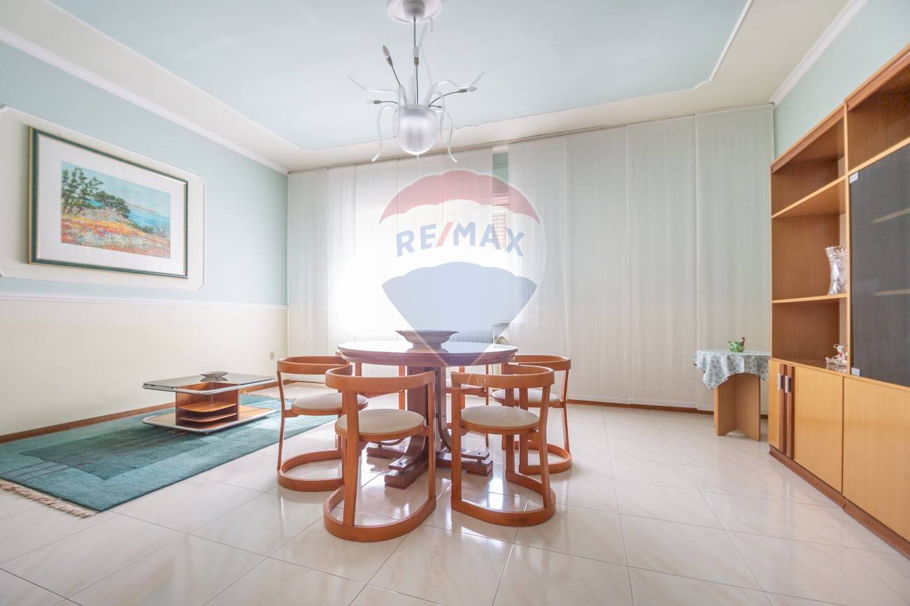 Sala da pranzo - Casa semi indipendente Via Pietro Nenni
 
57, Scafa - foto 1