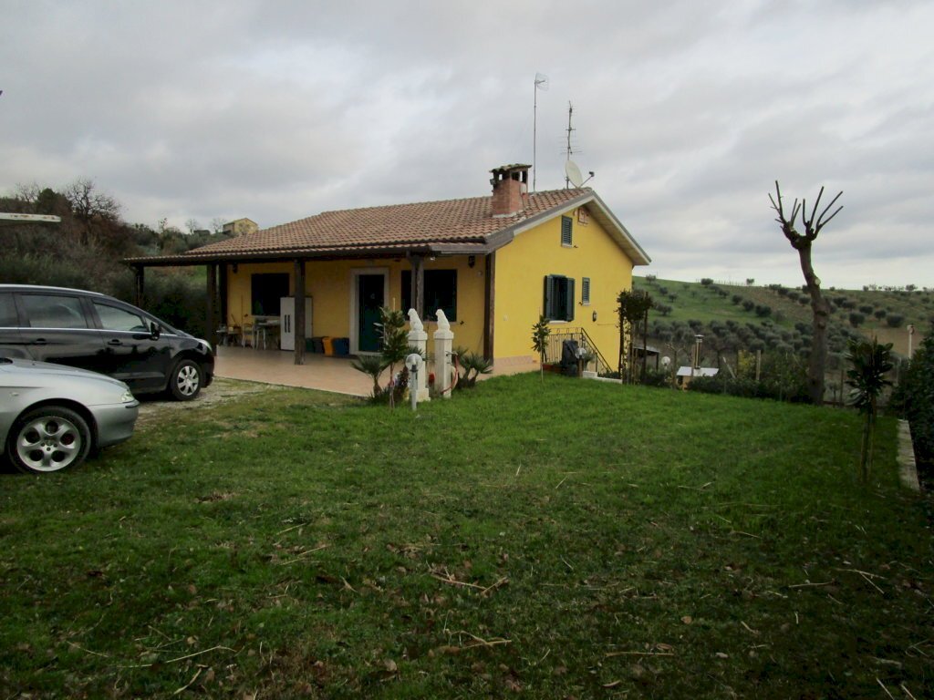 Foto 2 - Villa Contrada Carpineto, Monsampolo del Tronto - photo 2
