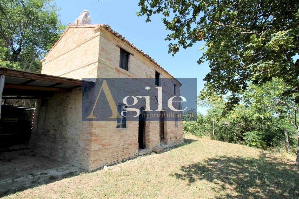 Foto 1 - Rustic STRADA PROVINCIALE 58, Carassai - photo 1