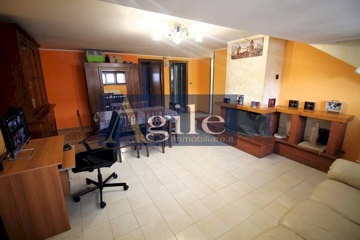 Foto 3 - Three-room apartment PIAZZA ADDA, Maltignano - photo 3