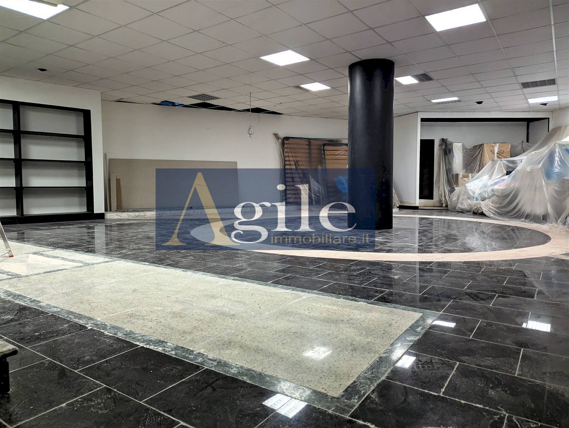 Foto 2 - Box Via Salaria, Spinetoli - photo 1