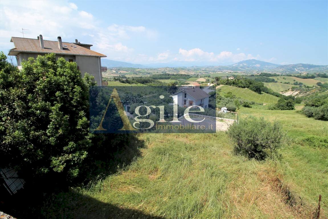 Foto 2 - Casa indipendente STRADA PROVINCIALE 106, Castorano - foto 2