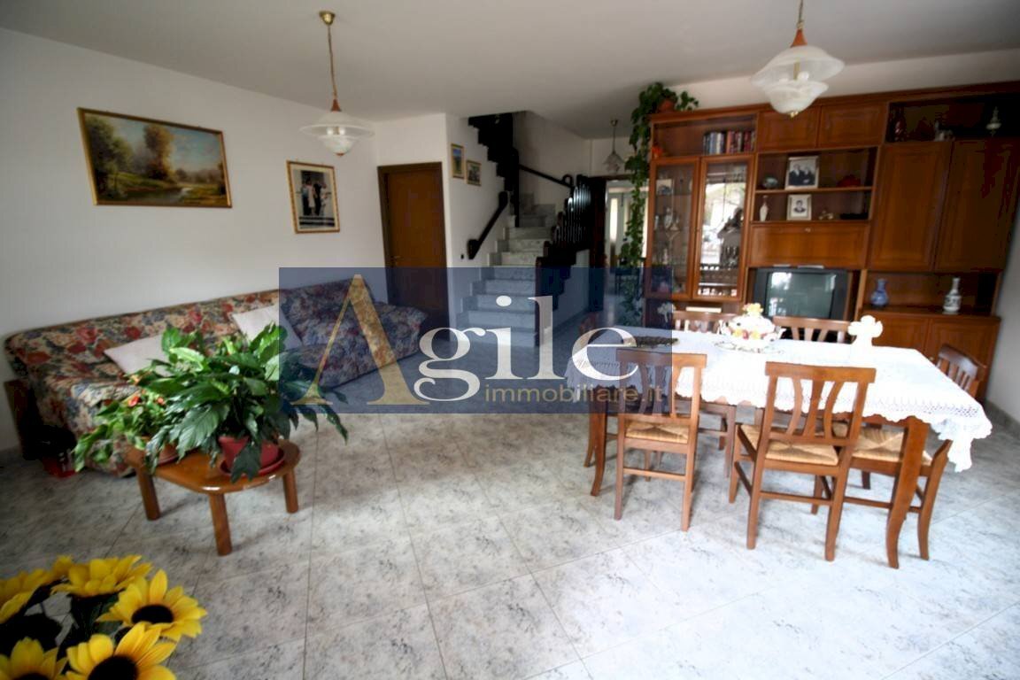 Foto 2 - Villa a Schiera VIA VERONA, Folignano - foto 2