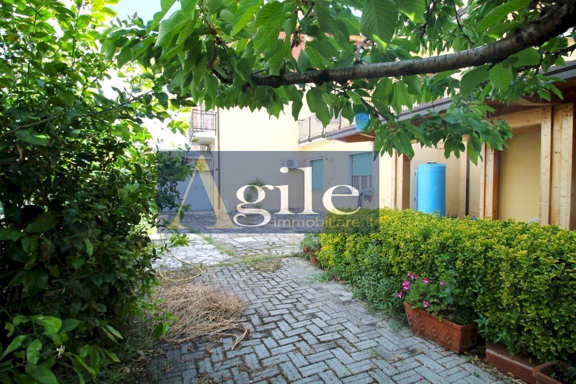 Foto 1 - Casa indipendente via alcide de gasperi, Spinetoli - foto 1