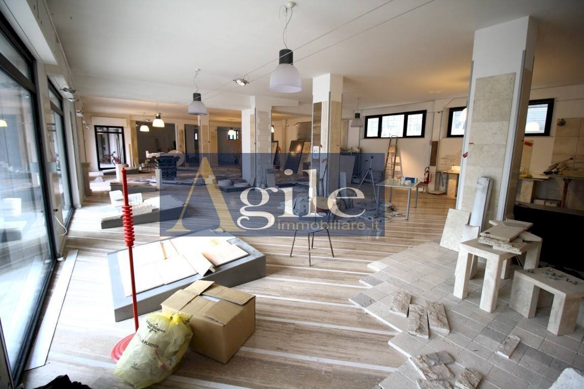 Foto 3 - Locale Commerciale VIA SALARIA, Ascoli Piceno - foto 3