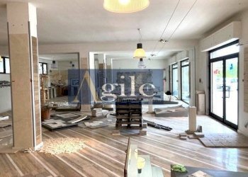 Foto 1 - Locale Commerciale VIA SALARIA, Ascoli Piceno - foto 1