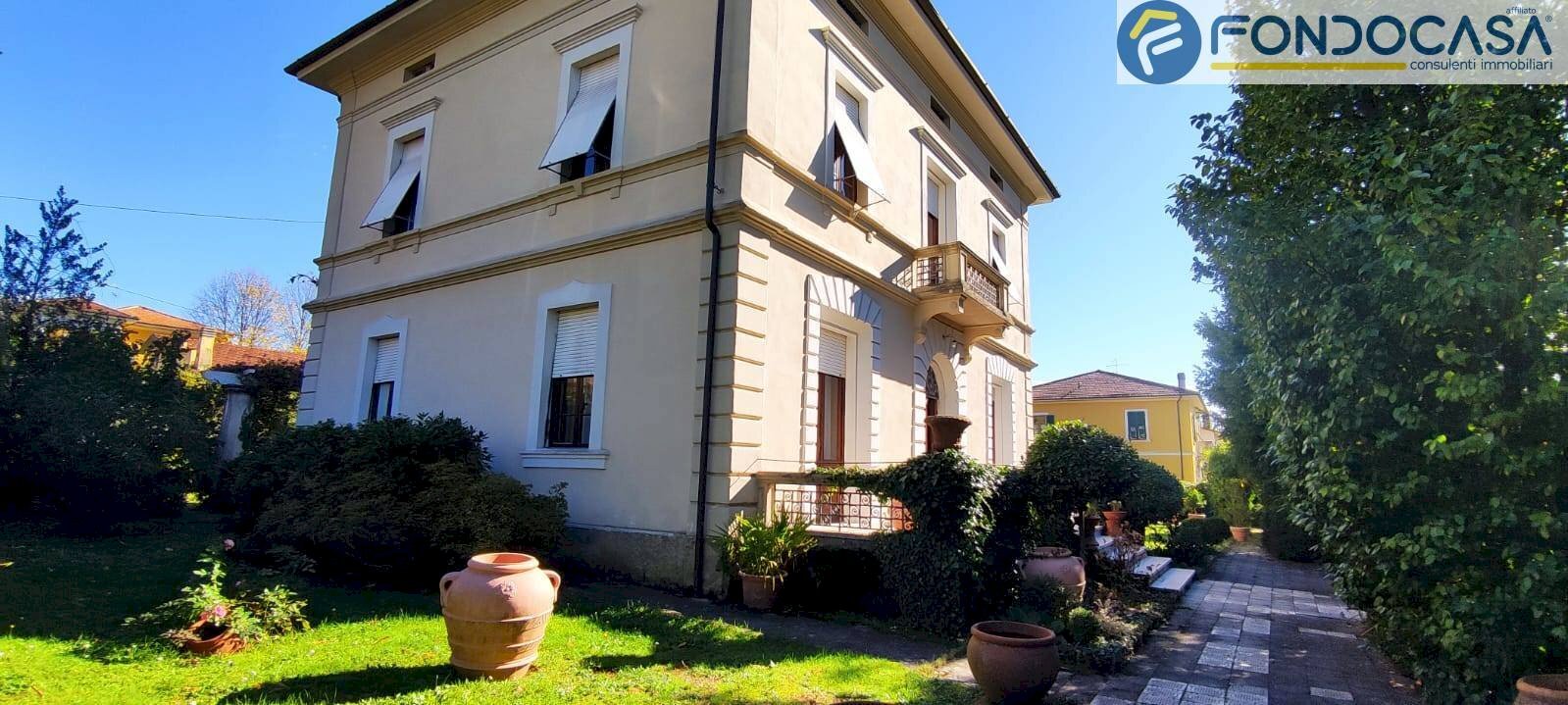 esterno - Apartment via giorgetti, Barga - photo 1