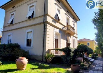 esterno - Appartamento via giorgetti, Barga - foto 1