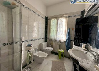 Bagno piano terra - Villa Spinarosa, Montignoso - foto 17
