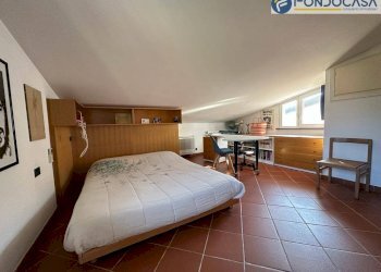 Seconda camera matrimoniale al primo piano - Villa Spinarosa, Montignoso - foto 23