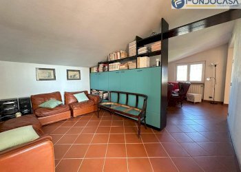 Salotto al primo piano - Villa Spinarosa, Montignoso - foto 25
