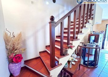 dettaglio scala - Casa semi indipendente Via tavernelle, Montignoso - foto 10