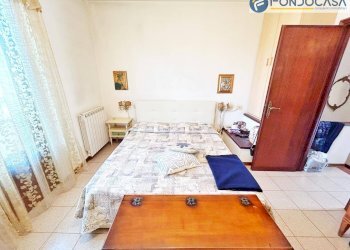 camera da letto matrimoniale - Casa semi indipendente Via tavernelle, Montignoso - foto 12