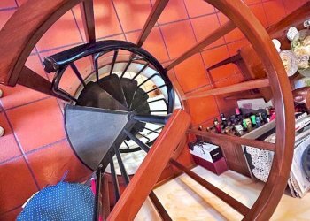 scala a chiocciola - Casa semi indipendente Via tavernelle, Montignoso - foto 18