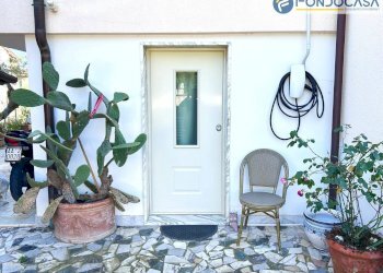 porta accesso apt separato - Villa Franchetti, Pietrasanta - foto 33