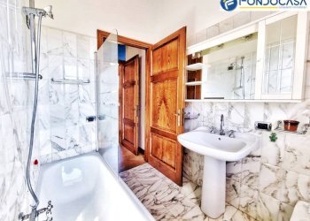 bagno - Villa Via Frencesco Donati
 
236, Forte dei Marmi - foto 17