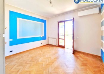 camera da letto matrimoniale - Villa Via Frencesco Donati
 
236, Forte dei Marmi - foto 27