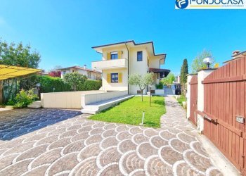 esterno - Villa Via Frencesco Donati
 
236, Forte dei Marmi - foto 39