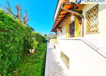 esterno - Villa Via Frencesco Donati
 
236, Forte dei Marmi - foto 42
