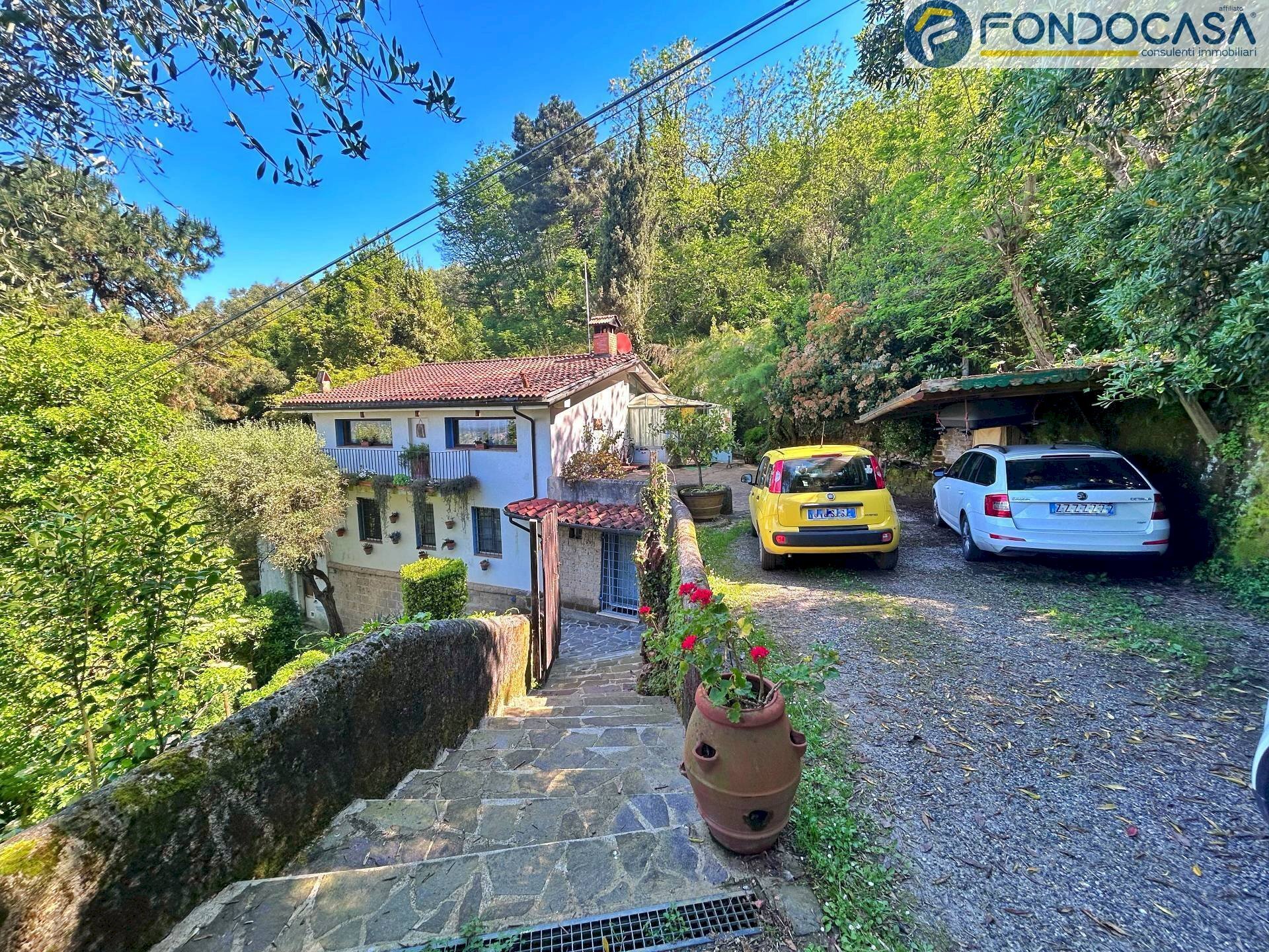 facciata - Villa Via dei Salesiani, Pietrasanta - foto 2