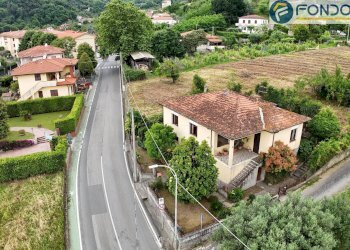 esterno - Villa via risciolo, Pietrasanta - foto 1