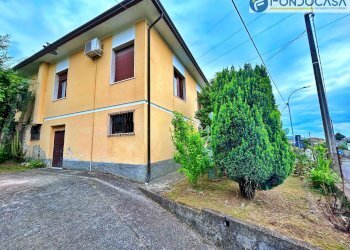 facciata - Villa via risciolo, Pietrasanta - foto 5