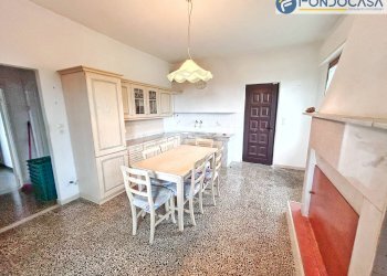 zona pranzo e cucina - Villa via risciolo, Pietrasanta - foto 8