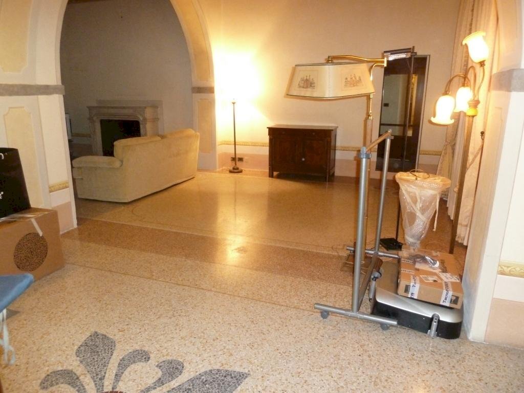 Foto 1 - Villa a Schiera Via Provinciale Vicarese
 
30, Vicopisano - foto 1