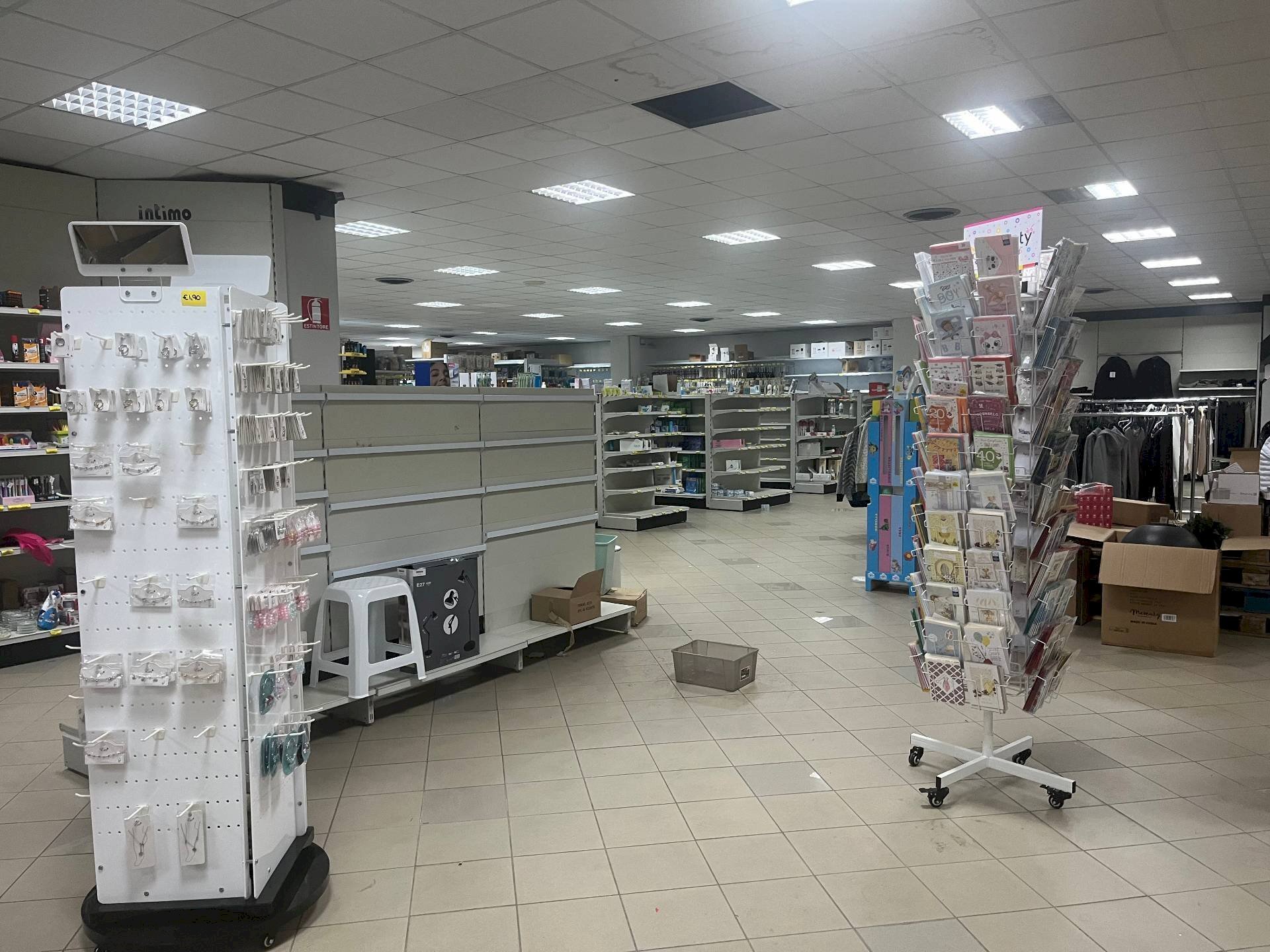 Foto 3 - Attività Commerciale via lunigiana
 
12, Aulla - foto 3