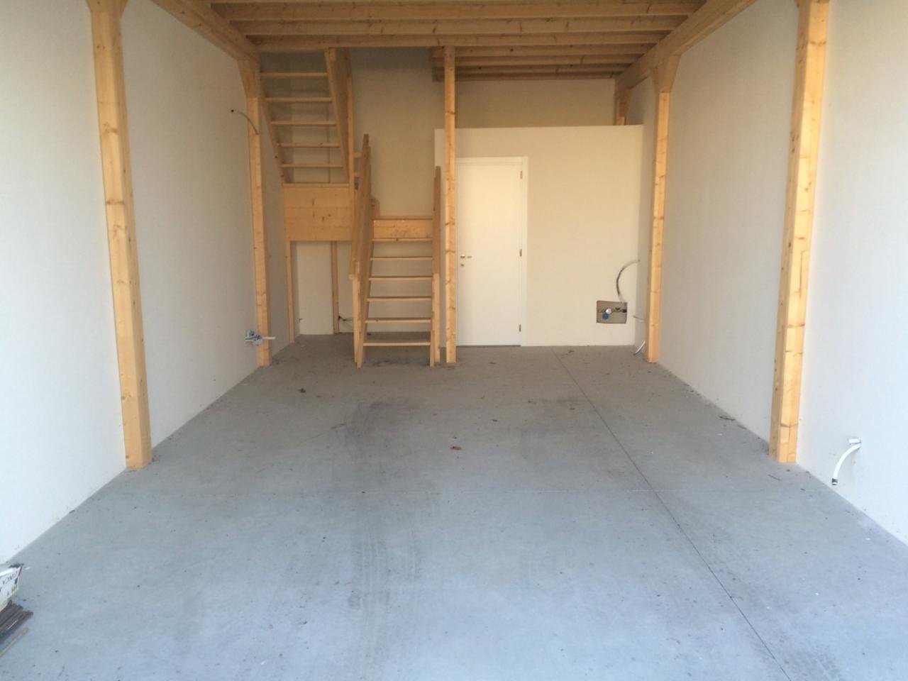 Foto 1 - Magazzino Via Ugo Tiberio
 
1, Pisa - foto 1