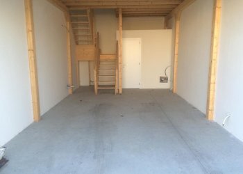 Foto 1 - Magazzino Via Ugo Tiberio
 
1, Pisa - foto 1