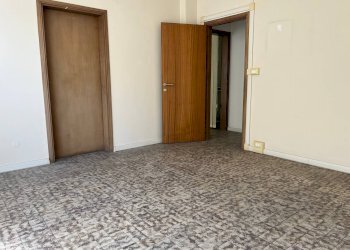 Foto 5 - Office via ugo la malfa
 
9, Cascina - photo 5