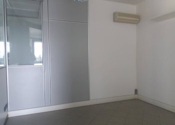 Foto 4 - Ufficio via lenin
 
-, San Giuliano Terme - foto 4