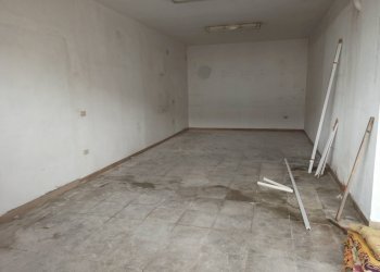 Foto 9 - Attività Commerciale via calcesana
 
-, San Giuliano Terme - foto 9