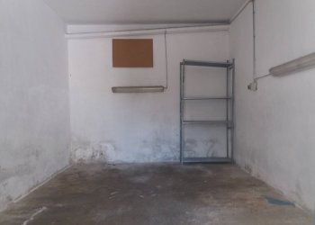 Foto 3 - Magazzino via lenin
 
-, San Giuliano Terme - foto 3