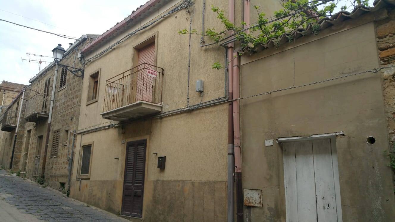 Foto 1 - Casa indipendente via roma, Aidone - foto 1