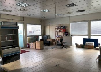 Foto 5 - Commercial Activity via tosco romagnola
 
1, Cascina - photo 5